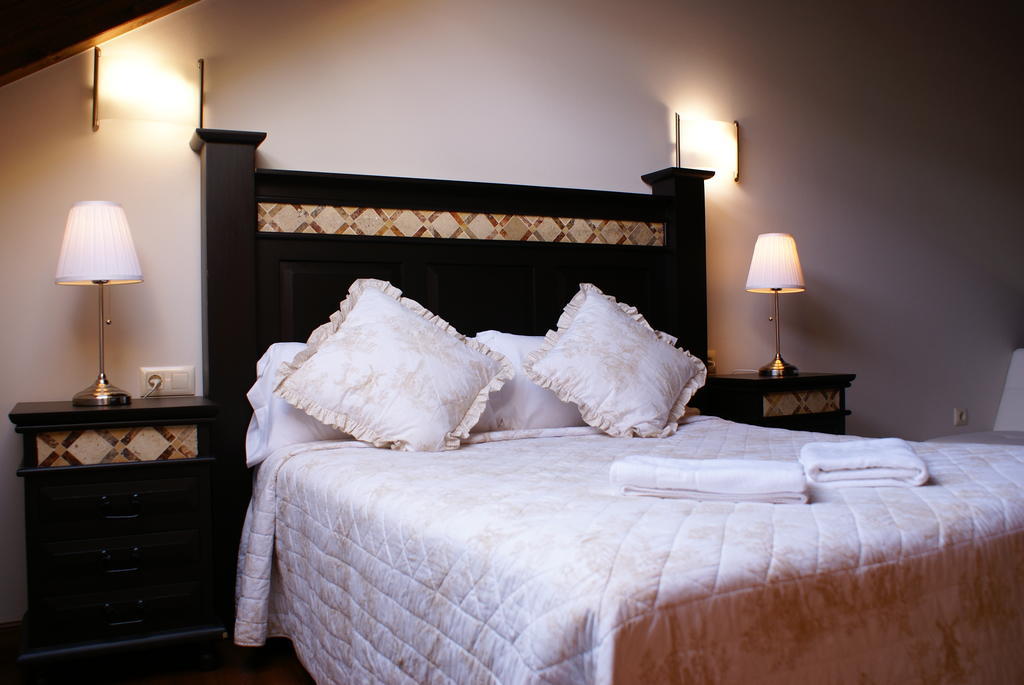 Apartamentos La Senda San Juan de Parres Zimmer foto